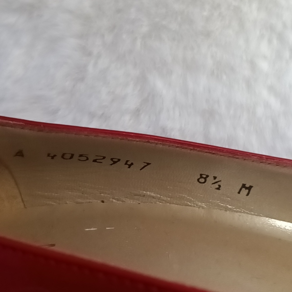 Stuart Weitzman Pumps - Picture 4 of 8